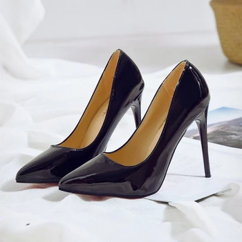 2024 Нюдовые туфли для женщин Обувь на высоком каблуке Женская мода Лакированная кожа Сексуальная свадебная обувь с острым носком и тонким каблуком Плюс размер 35-44