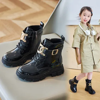 Детская повседневная обувь 2023 Осень PU Кожа Водонепроницаемые детские пинетки Мягкие противоскользящие ботильоны для девочек Металлическая цепочка Кроссовки для мальчиков