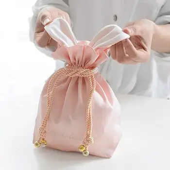  портативная сумка для хранения косметики Милый кролик в форме уха Белые плюшевые шарики Высококачественная шелковая ткань Шнурок Сумка Ключи Ювелирная сумка