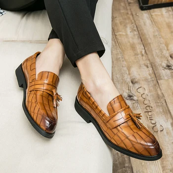 элегантная мужская кожаная обувь с бахромой модные лоферы высокое качество деловая формальная обувь ретро простая обувь для вождения бесплатная доставка